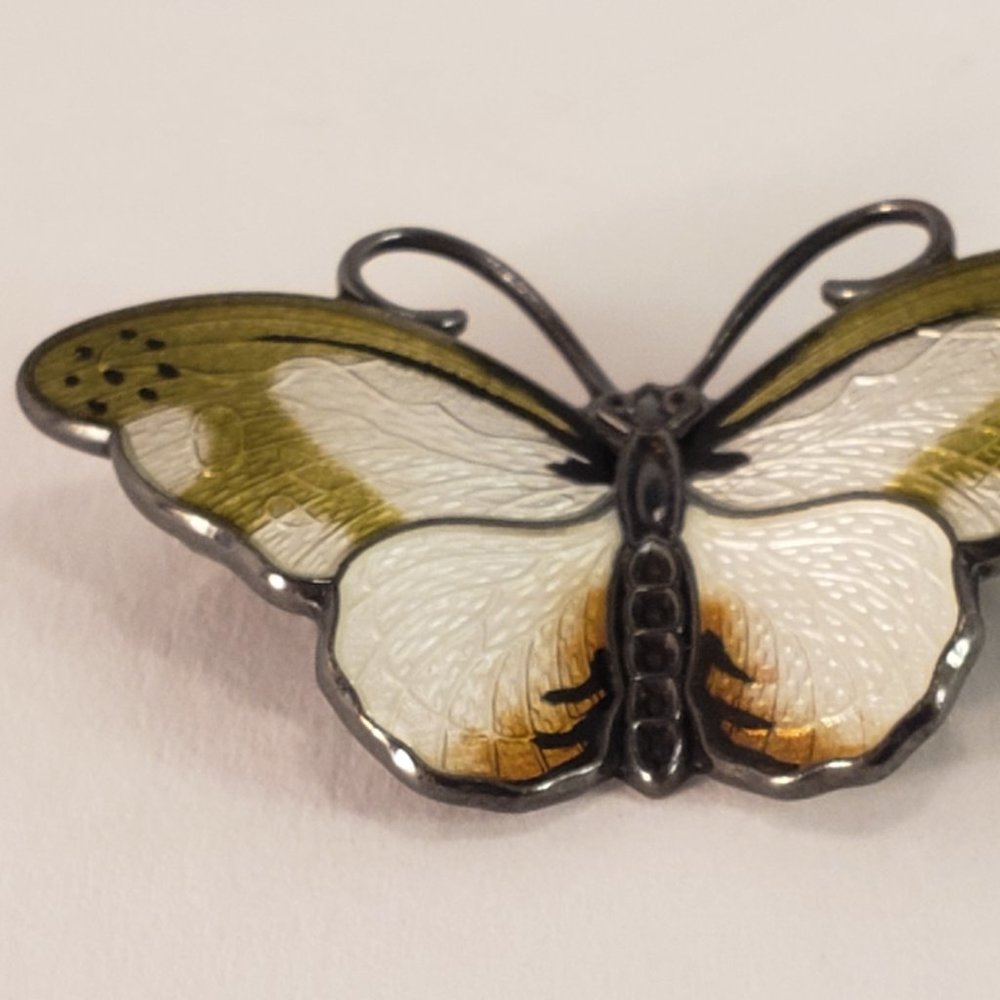 Hroar Prydz Norway STERLING SILVER Enamel Buttery